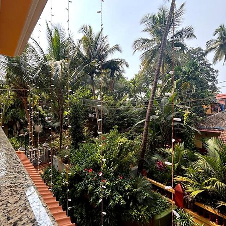 Ena Holiday Inn Calangute Eksteriør billede