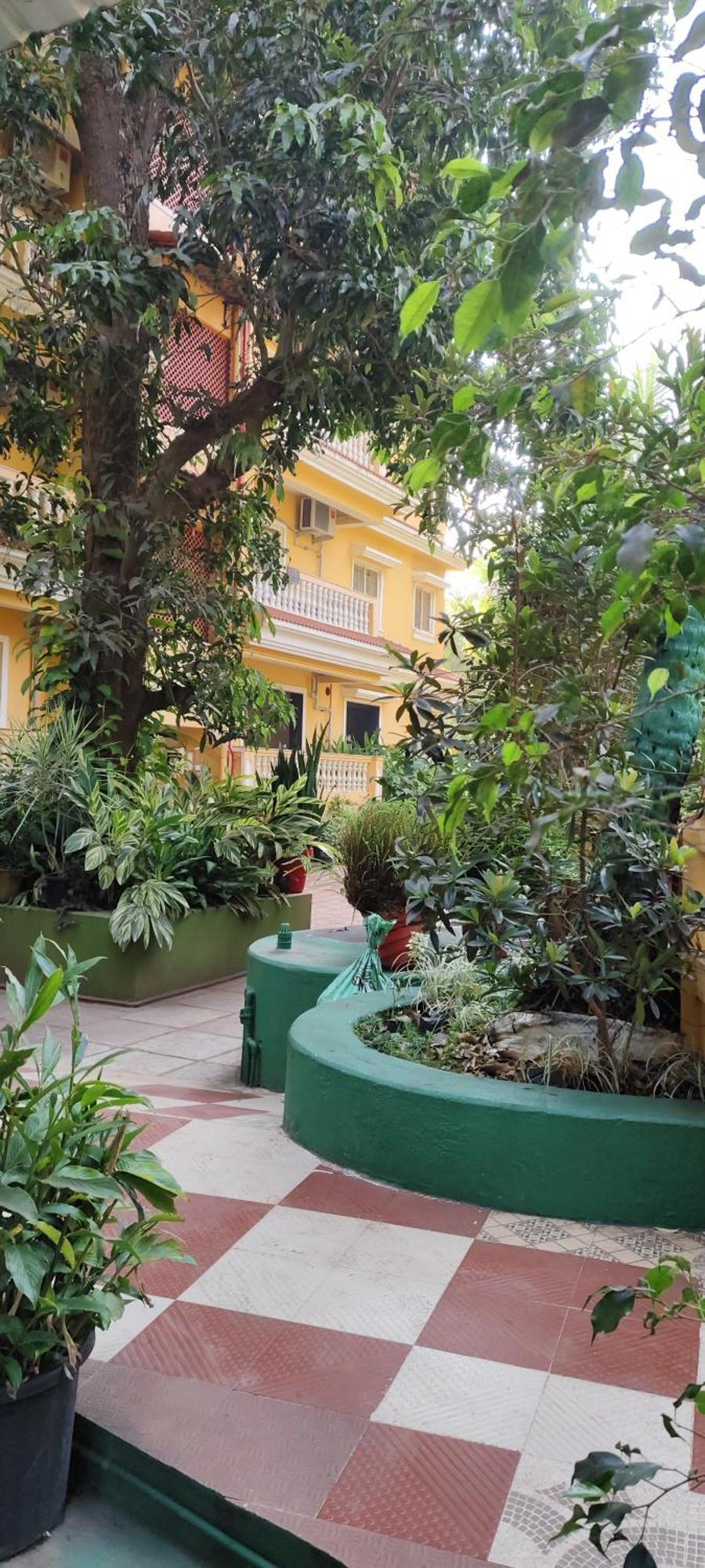 Ena Holiday Inn Calangute Eksteriør billede
